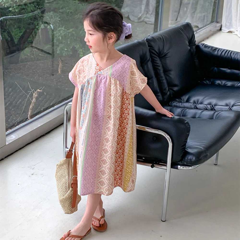 Bear Leader Girls Dress Summer New V-neck Geometric Pattern Printed Dress Kids Vacation Beach Casual Dress Childrens ClothingT260330