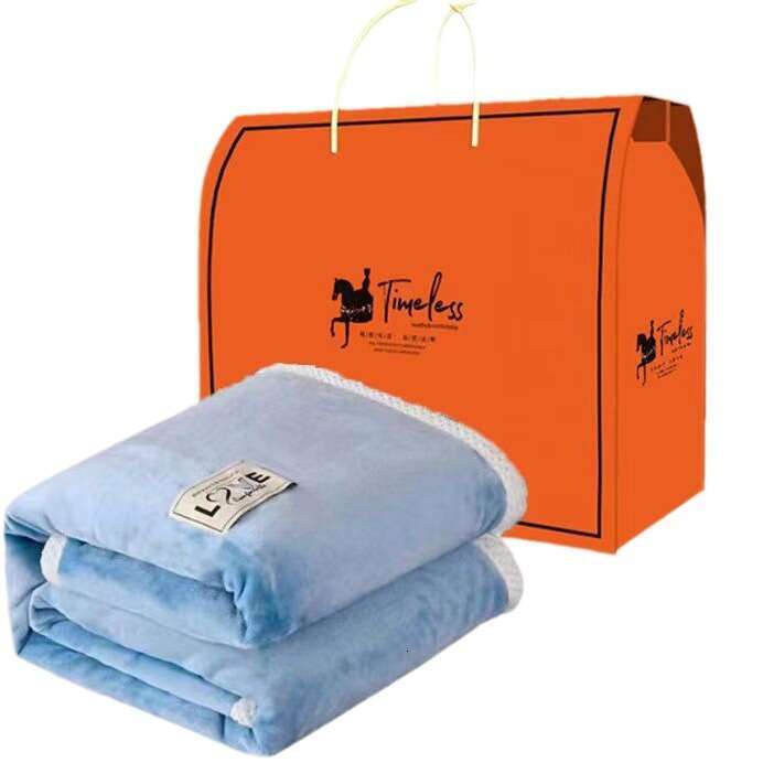 Air Conditioning Milk Velvet Thickened Flannel Blanket Gift Box with Logo Printed