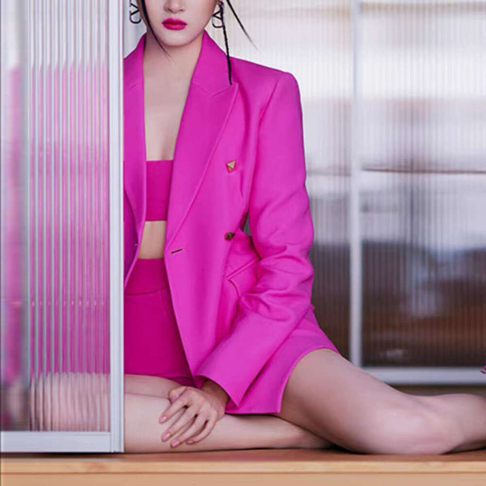 Spring and Autumn New Designer Elegant Commuting Fashion Women's Suit with Tank Top and f23 Shorts 3-Piece Set