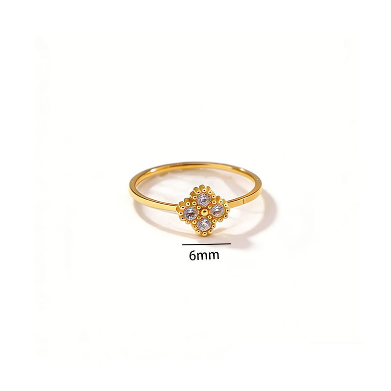 Ring Minimalist Lucky Diamond-Encrusted Four-Leaf Ring Clover Titanium Steel For Women Non-Fading Light Luxury Niche Design Stackable Index Finger Tre