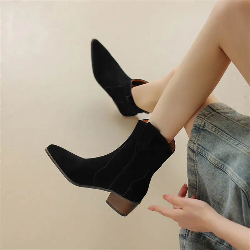 Autumn Cow Suede Women Boots Pointed Toe Chunky Heel Boots for Women Fashion Short Boots Winter Boots Women Western Boots 260327