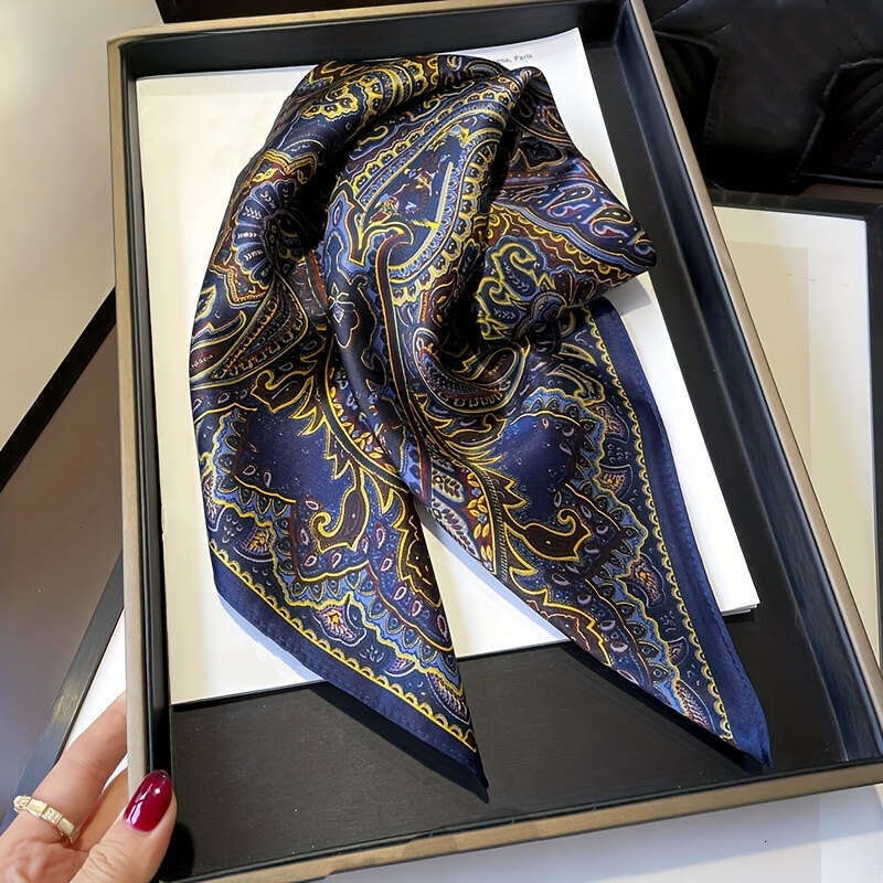 100% Mulberry Silk Blue Floral Breathable Square Scarf Elegant Accessory Non-Elastic Essential For Outdoor Decoration Liuyuemoshang