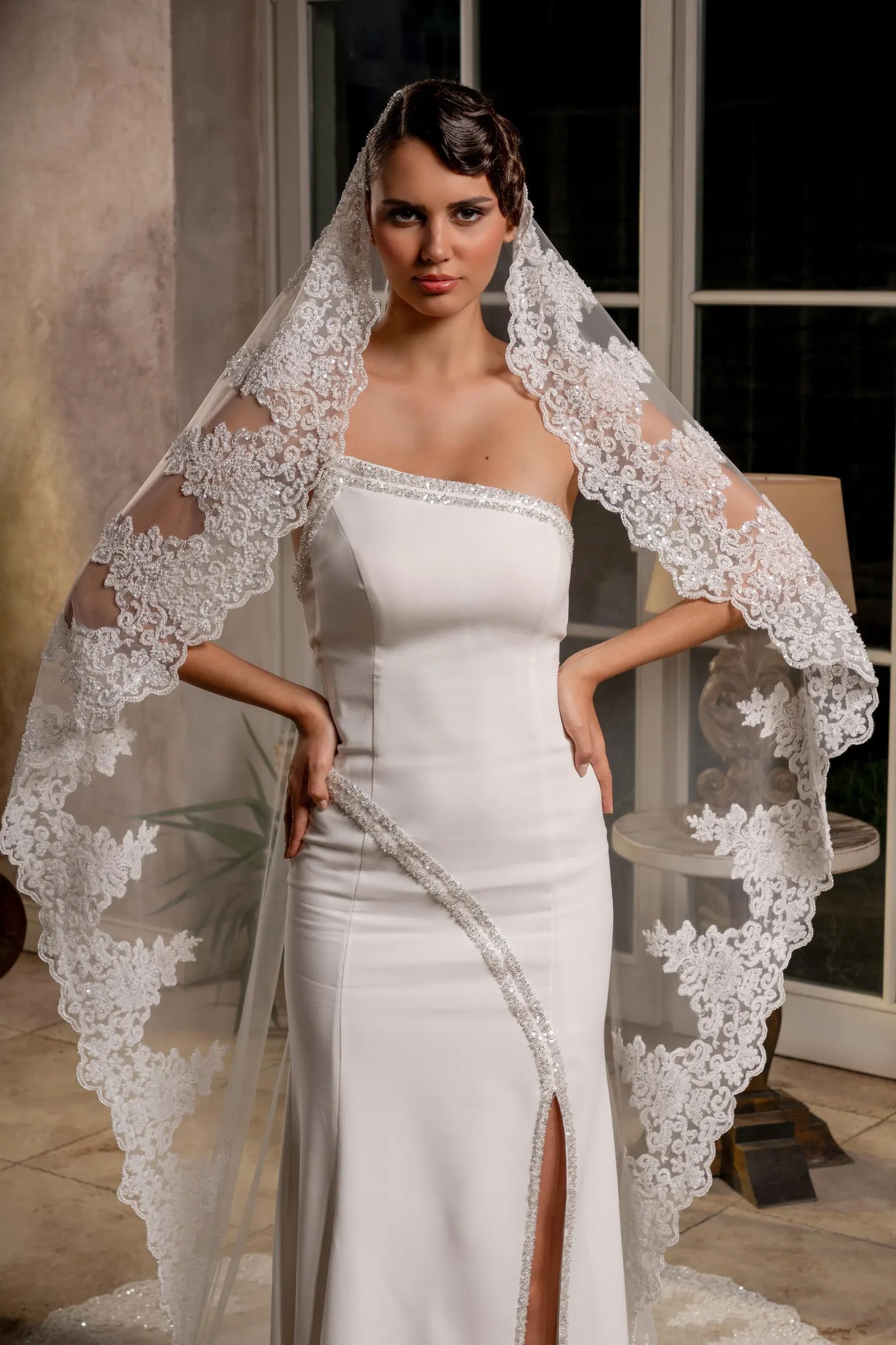 Classic Bridal Veils Long Appliques Lace Wedding Veil 1 Layer 3 Meters Long Tulle For Brides Hair Accessories Custom Made
