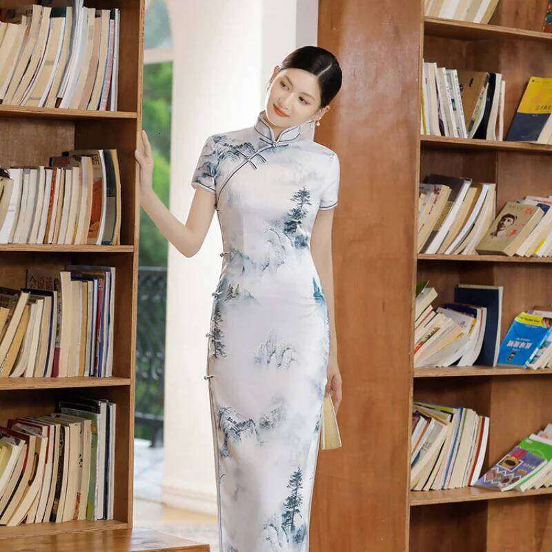 Qipao For Woman New Chinese Style Modern High End Silk Satin Yellow Green Oriental Event Costume Women Long Low Slit Cheongsam MAKOUFEI
