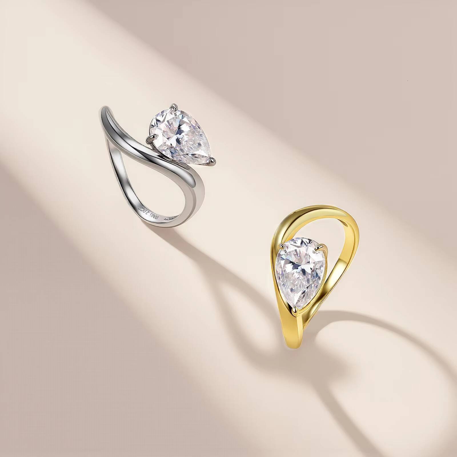 S925 Silver Moissanite Ring Pear Drop Shape Torsion Arm Design Light Luxury Womens Proposal High End Jewelry