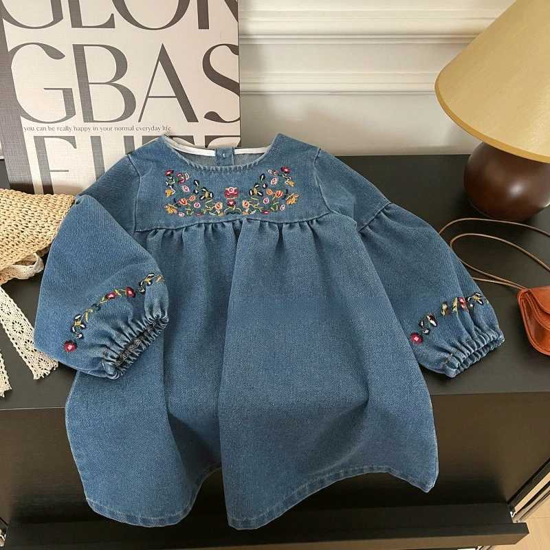 Autumn Long Sleeved Blue Childrens Clothing Imitation Denim Flower Embroidery Girl Casual Dresses Solid Color Spring Kids DressT260330