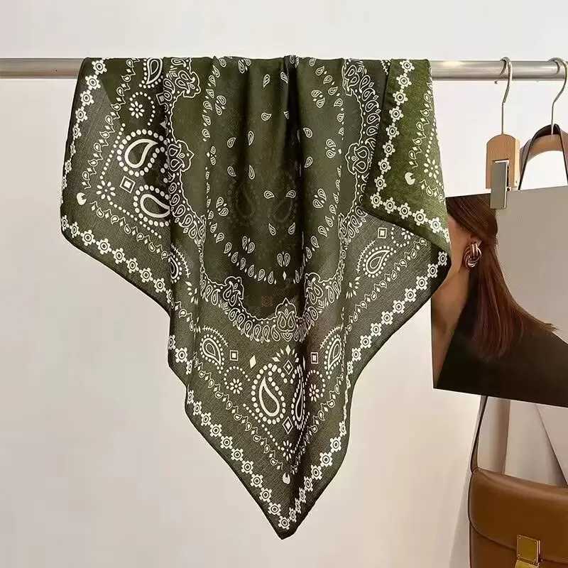 68cm Green Cashew Printed Scarf Womens Spring and Summer Thin Imitation Silk Scarf Fashion Versatile Shawl Headscarf Scarfs Z260330