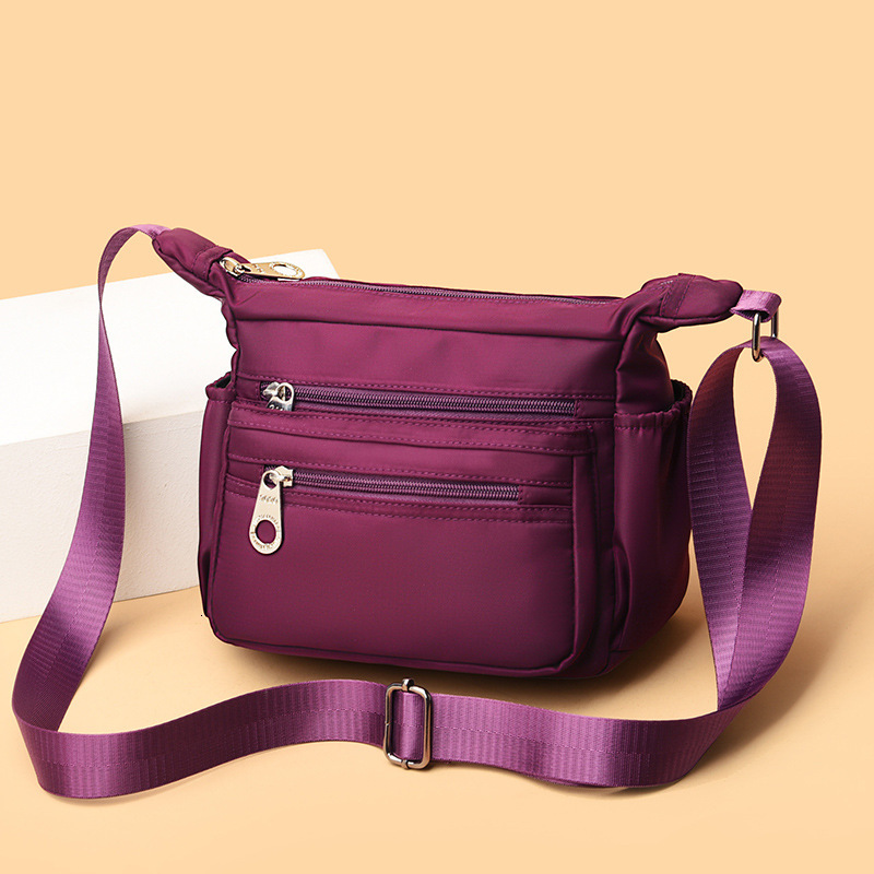 autumn winter women's small for commuting, casual, versatile, sports, and travel, 2025 new Korean version crossbody bag