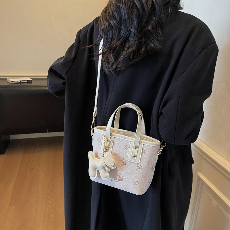 2025 Super Popular Versatile Niche Basket Handbag New High-End Printed Women's Crossbody Bag