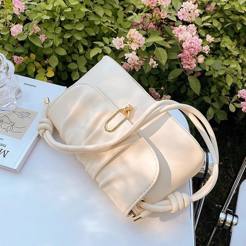 Niche White for Women 2025 New Trend Versatile High-End Feel Shoulder Underarm Crossbody Bag