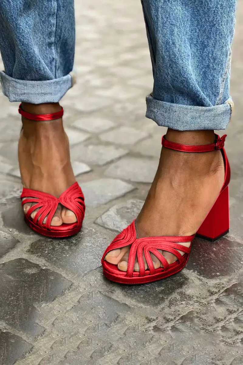Open Toe Comfort Shoes for Women Female Sandal Buckle High Heels Large Size 2025 Summer Peep Girls Fashion High-heeled Big New Z260330