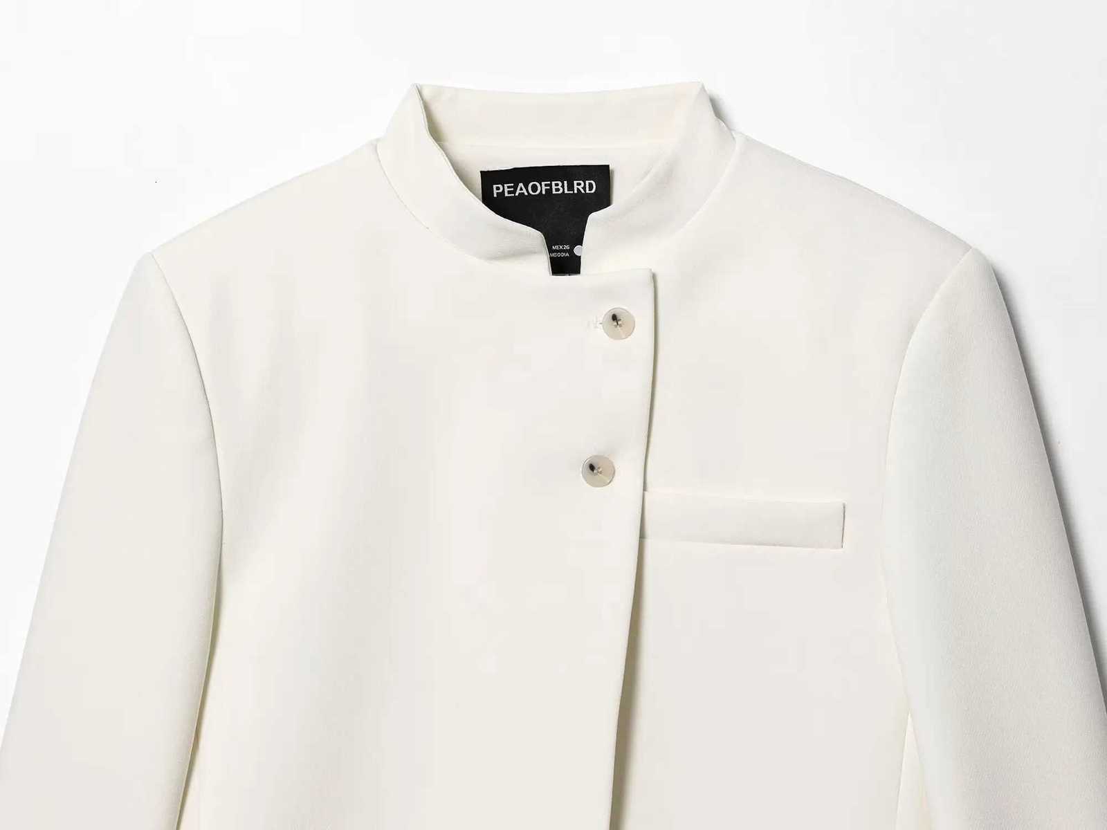 Women Short Jacket Coat Autumn Winter 2025 Elegant Simple LadyS White Blazers Jacket Single-Breasted Stand Collar Slim CoatsT260328