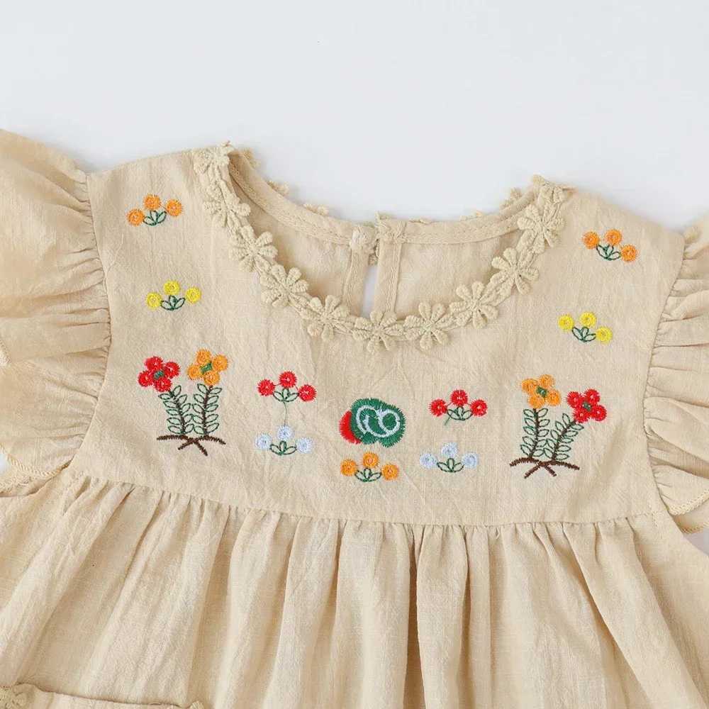 Summer Clothing Khaki Embroidered Ruffle Edge Dress Sleeveless Lace Round Neck Pocket Dress Vacation Style Girls DressT260330