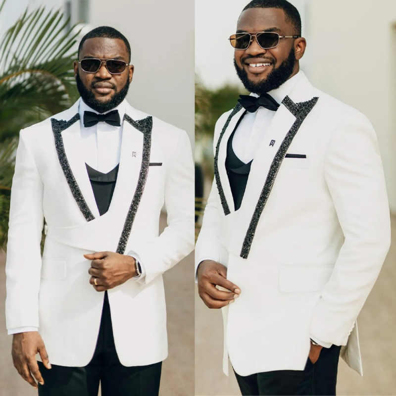 Handsome Beaded Men Suits Peaked Lapel Prom Blazers Loose Fit Groom Wedding Tuxedos 2 Pieces Customized Costume Homme