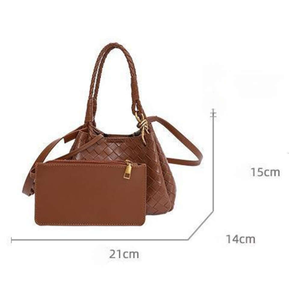 Shoulder Bag Luxury Bag Women's Autumn Winter Outdoor Casual Crossbody Bag Handheld Small Boutique Bucket Bag Designer Bags Large Capacity Undera