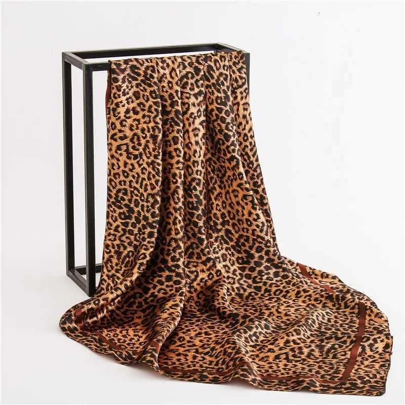 90cm Leopard Print Satin-Finish Scarf - Lightweight Simated Silk Square for Wen Spring Summer Versatile Chic X260328