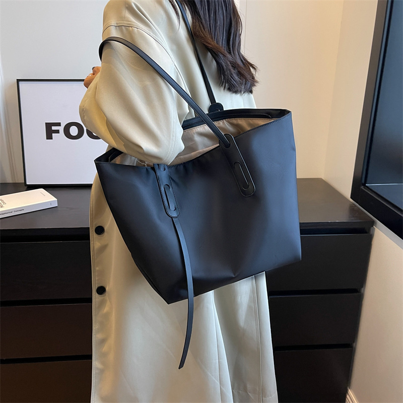 Free Shipping High Value Large Capacity Leather Tote Bag for Women Soft Shoulder Bag Casual Daily Handbag