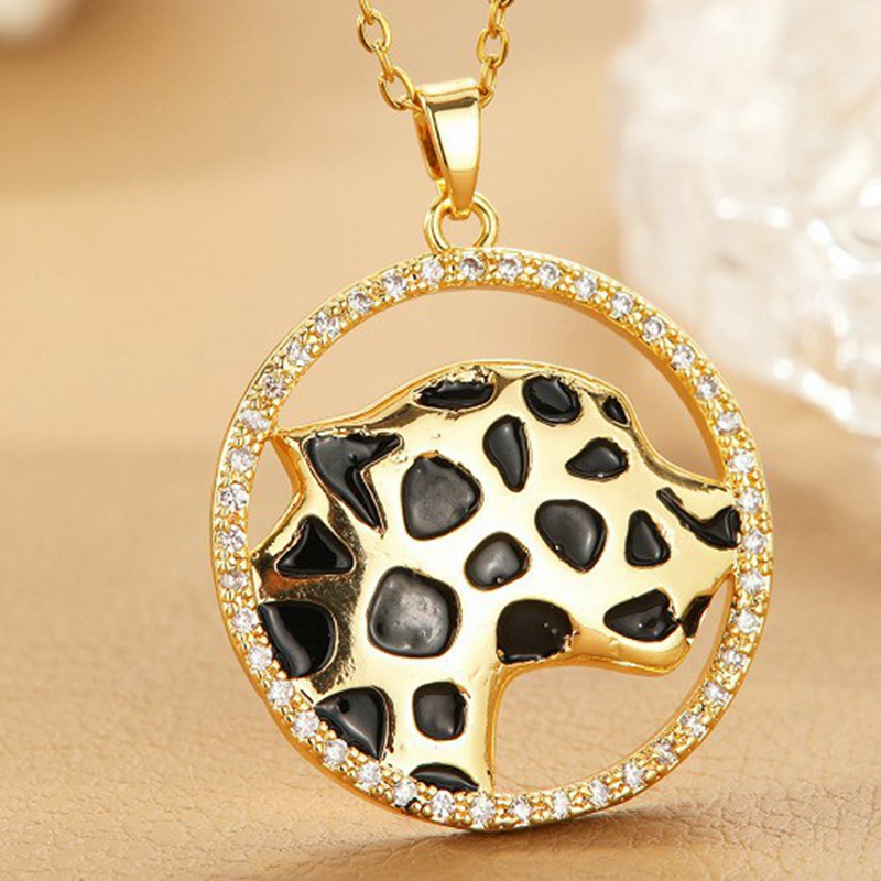 INS Designer Necklace Fashionable Snake Leopard Gold Plated Collar Necklace for Women Panther Animal World Zircon Diamond Clavicle Chain Necklace Jewe