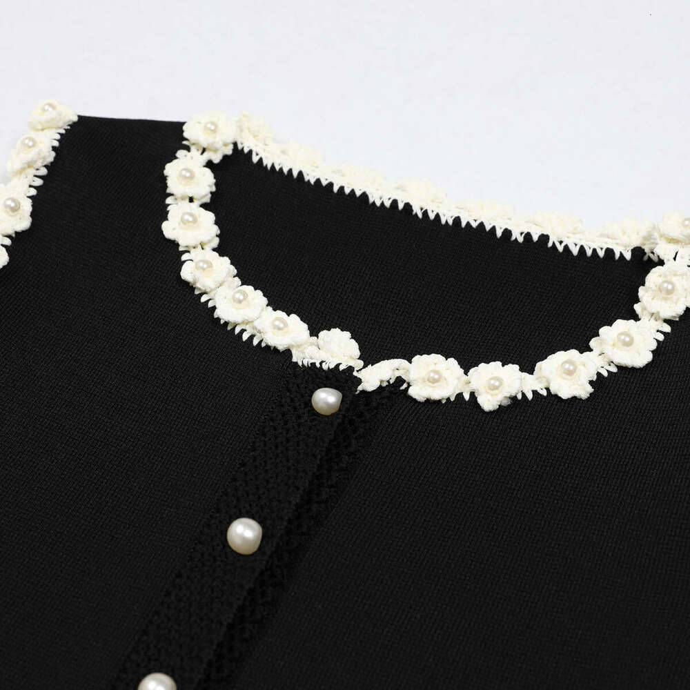 High quality summer X21 new designer elegant slim fit sleeveless knitted top with 3D floral design vest T-shirt