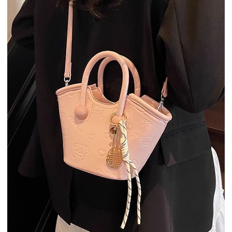 Popular trendy small women, spring/summer 2025 new niche design crossbody bags, Korean style bucket bags for women