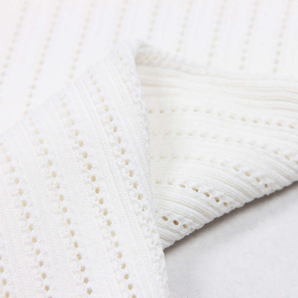 r27 European and American new fashion designer r27 high-quality knitted fabric V-neck slim fit short sleeved dress 2026