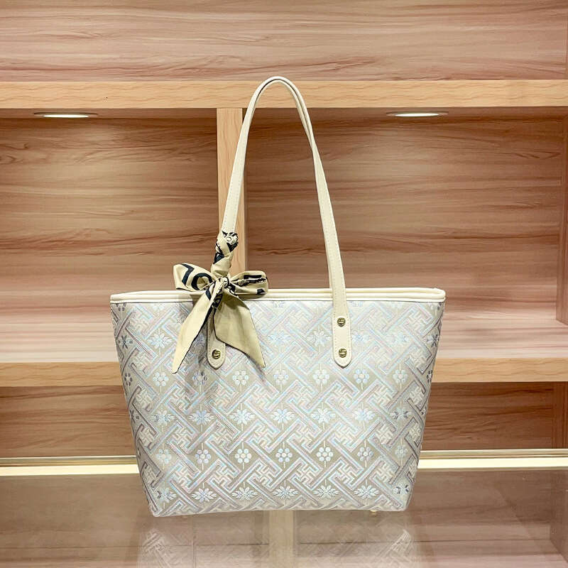 New Chinese Brocade Tote Casual Bag With National Style Embroidery, Versatile Commuting Shoulder/Underarm Bag, Chinese Embroidery Fashion Bag Tote
