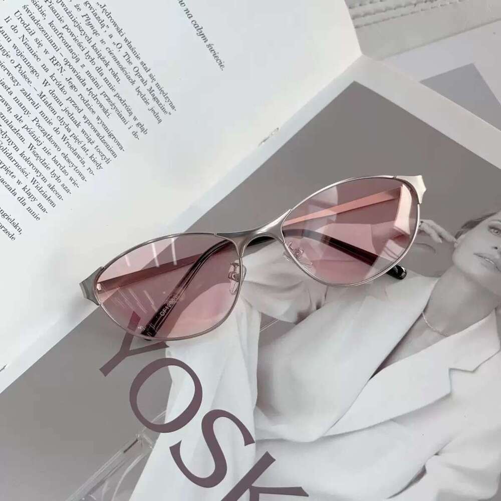 New Y2k Hot Girl Women UV Protection Curved High-End Trendy Sunglasses Suitable For Street Photography