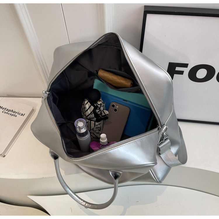 2026 new minimalist large capacity shoulder bag, lightweight and fashionable travel bag, solid color Boston yoga and fitness bag, handbag designer bag