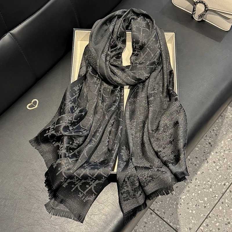 18070Malaysia Latest Tudung Bawal Fashion Print Bohe Hijab scarf Wraps Premium Voile Soft Muslim Scarf Sun Protection X260328