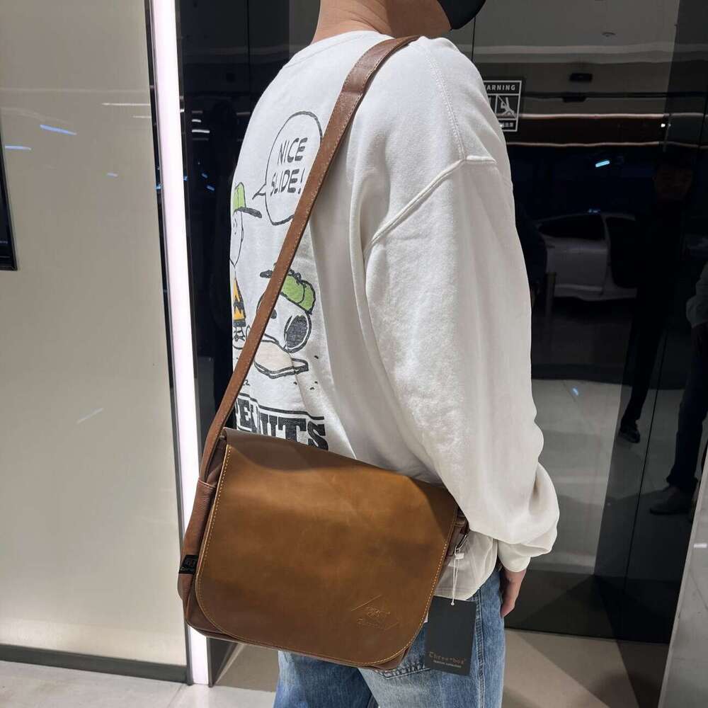 Style Men S Genuine Leather Crossbody Casual Shoulder Bag Youth Commuter Retro Messenger Bag Women High Quality Luxury Bag
