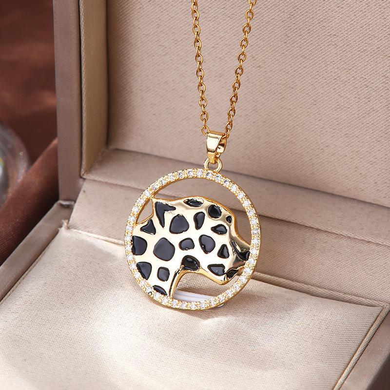Stainless Steel Designer Necklace for Women Exquisite Cubic Zirconia Leopard Animal Necklace Female Jewelry Gift Panther Necklace Whoelsales Drop Ship