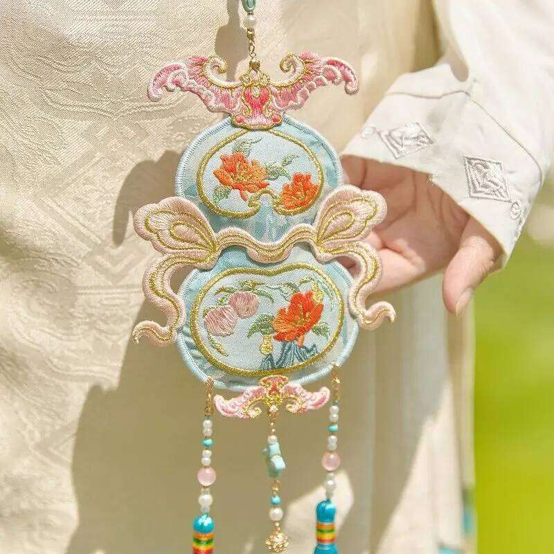 Chinese Embroidery Lucky Fulu Palace Lantern Original Double-Sided Embroidery Restoration Gourd Sachet Hanfu Ban Step Antique Pendant Bag Charms