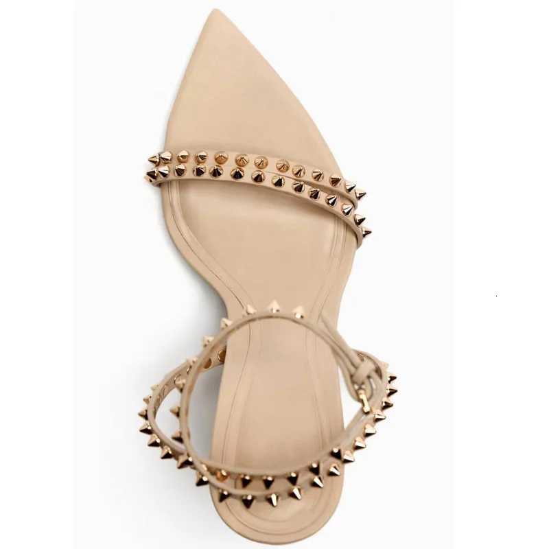 2025 Summer New Product Rivet High Heel Strap Pointed Sandals Womens Thin Heel Large Sandals Fashion Banquet Womens Shoes Z260330