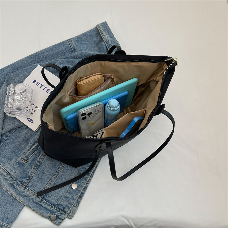 Free Shipping High Value Large Capacity Leather Tote Bag for Women Soft Shoulder Bag Casual Daily Handbag