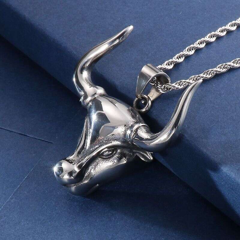 Punk For Men, Trendy Fashion Brand, Popular In Europe And America, Unique Retro Style, Cow Head Men's Titanium Steel Pendant Necklace