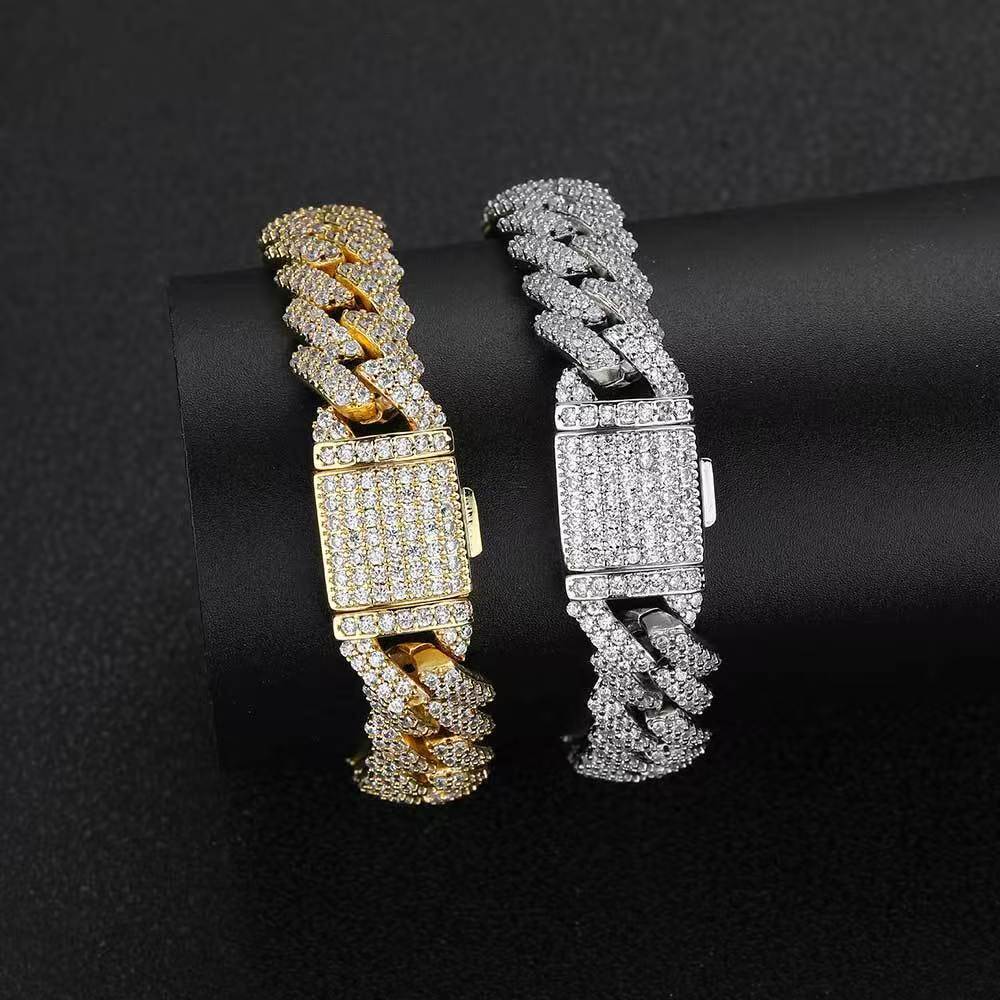 Hip-hop trend 20mm sapphire Cuban necklace. Passed GRA test. VVS diamond. Men's high-end style. Hip-hop rapper.
