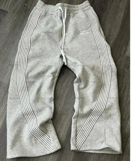 Mens Retro Harajuku Hip Hop Sweatpants Loose Straight Pants High Waisted Loose Mens Pants Y2K Simple Striped Casual Pants 260326