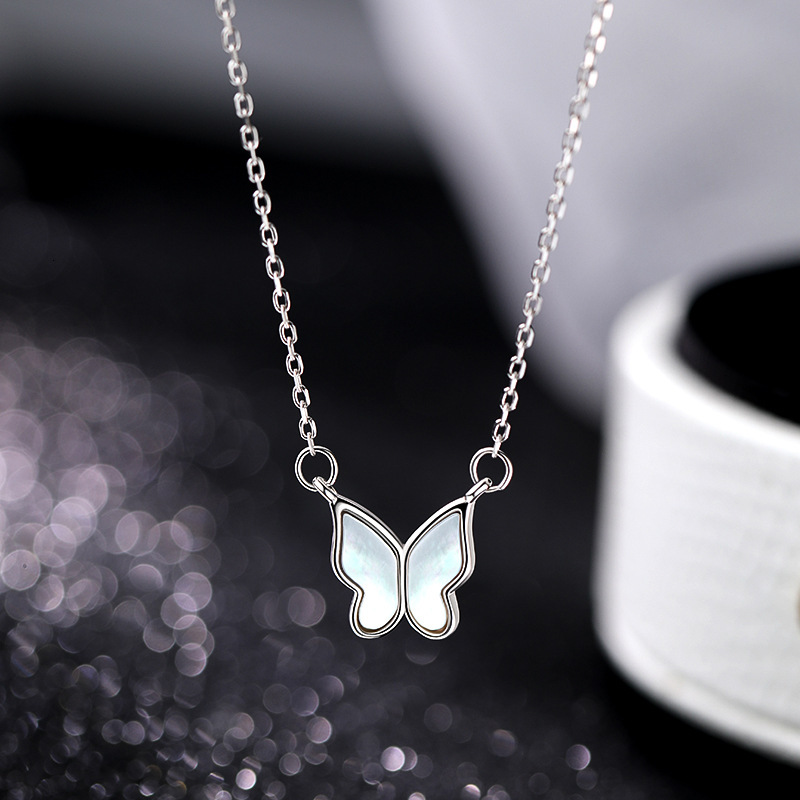 Pearl Butterfly Necklace For & Women Light Luxury Niche Design Sophisticated Collar Necklace Fashion Jewelry Pendant