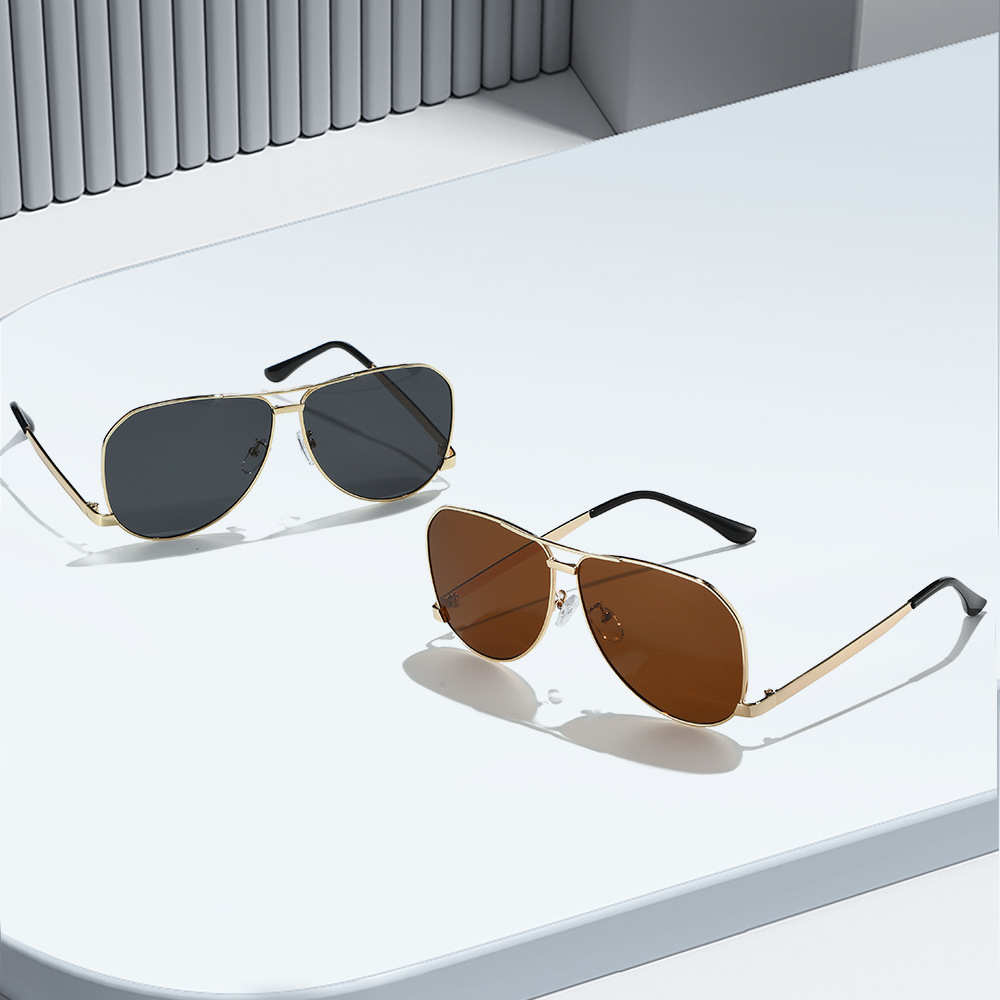 New Fashionable Double Beam Pilot Frog Eye Sunglasses - Retro Oversized Metal Frame for Men and Women in European and American Styles