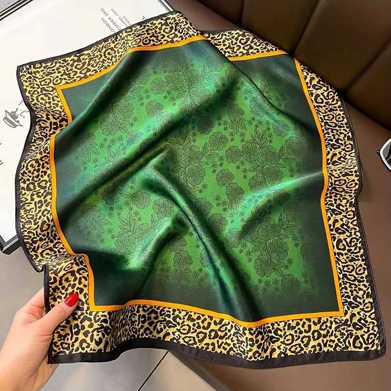 2087 Boho Paisley Flower Square Hijab Scarf Imitation Silk Green Small Neck Scarf Stylish Casual Headscarf Z260330
