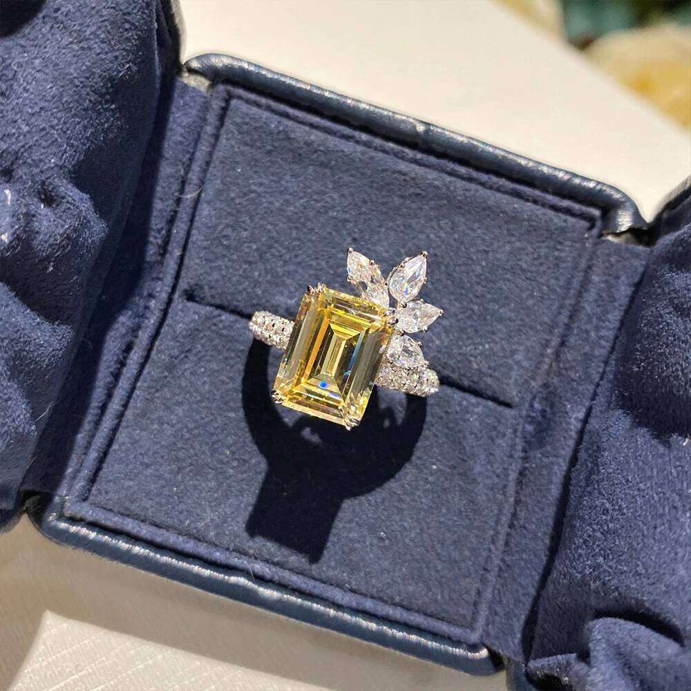 Jewelry Ring Arrival Luxury Women Cubic Zirconia Rings Bling Geometric Square Yellow CZ Ring Wedding Party Aesthetic Lady Jewelry Visionice