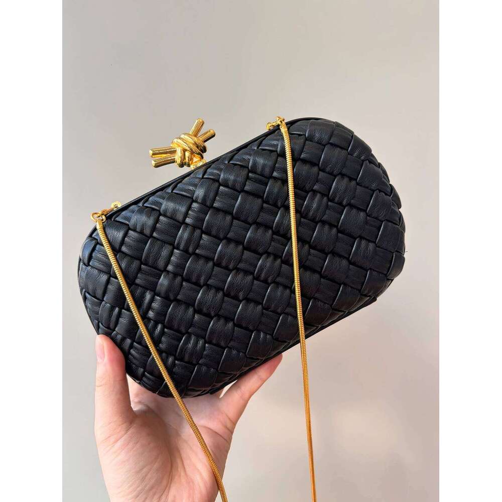 Chinese Embroidery New Ladies Sense Niche Design Woven Bag Elegant Dinner Clutch Shoulder Slung Chain Fashion High Qua Clutch Bags