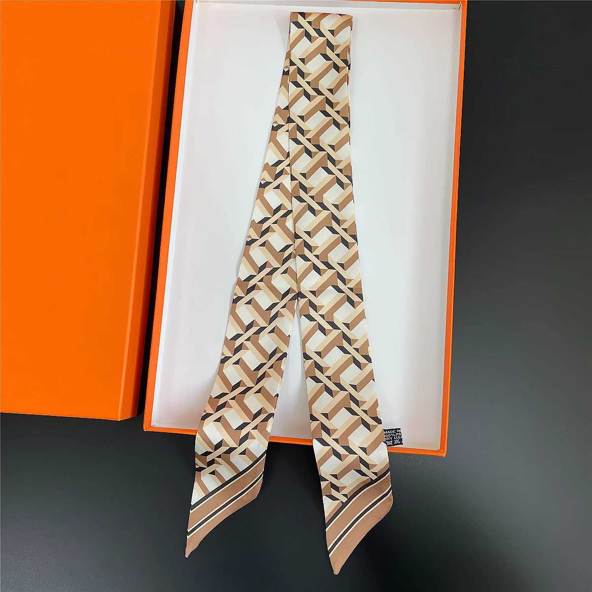 The Newest Chain Brand Design Twill Silk Scarf Luxury Scarf Wen Foard Skinny Bag Scarves Fashion Neckerchief band X260328