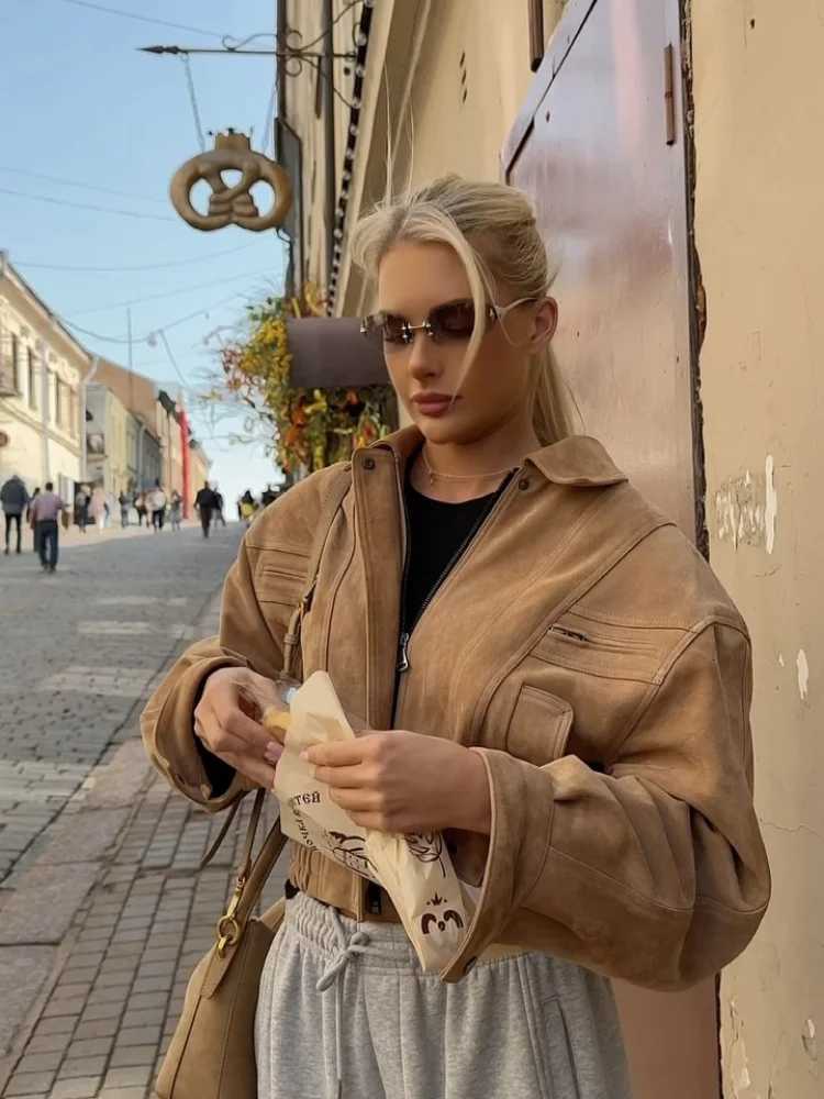 Brown Retro Suede Lapel Zippered Short Jackets Womens Casual Full Sleeves Pocket Loose Coats 2026 Spring Daily Commute OutwearT260328