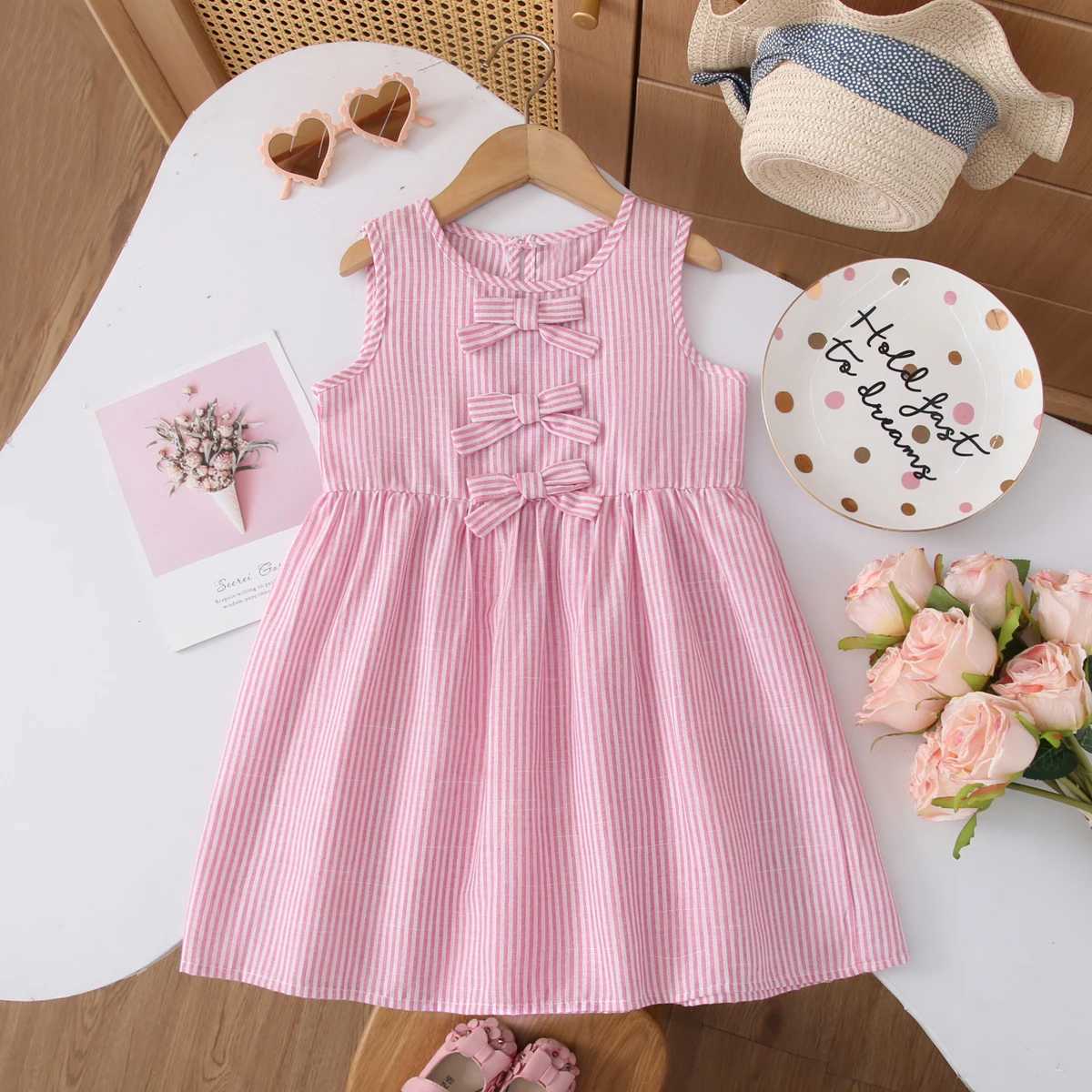 Summer New Childrens Clothing Fashion Pink White Striped Bow Tie Vest Dress Korean Version Girls Casual DressesT260330