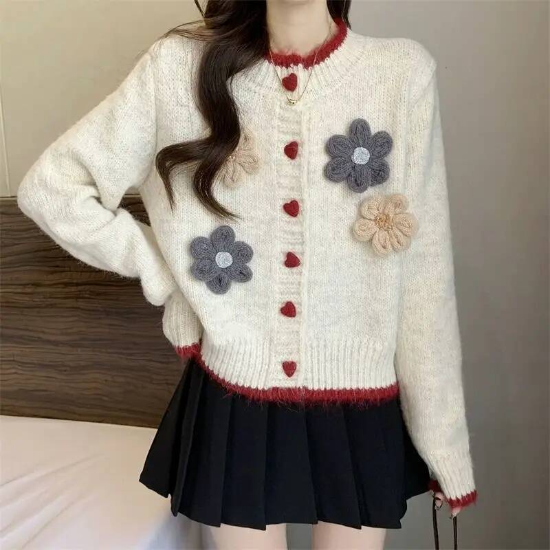 French Temperament Flower Round Neck Sweater Jacket for Women in Autumn and Winter New Elegant Versatile Short Knitted Cardigan