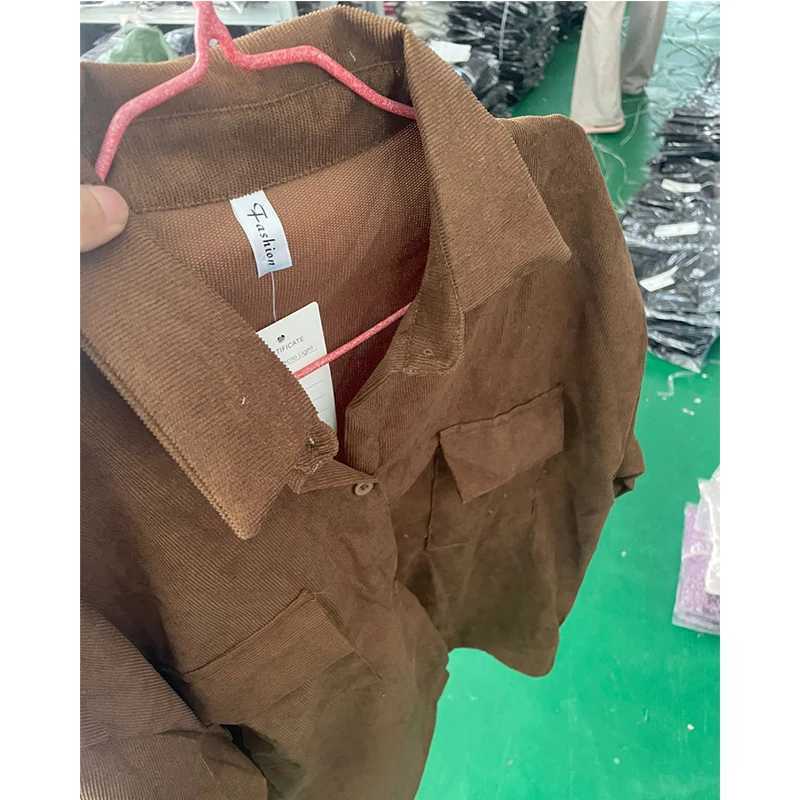 Autumn Retro Versatile Single Breasted Turndown Collar Long Sleeved Jacket for Women Coffee Casual with Pockets Loose CoatT260328