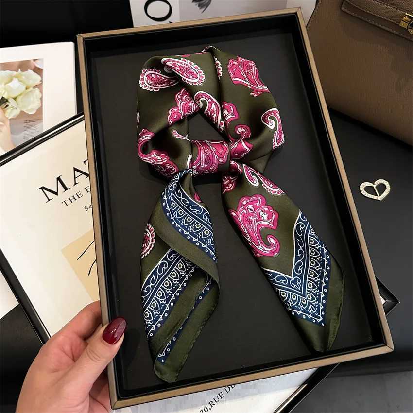 2026 New Retro Print Cashew Scarf Women Simulated Silk Hijab Versatile Neckerchief Satin Shawl Bag Ribbon Headband Wraps Bandana Z260330