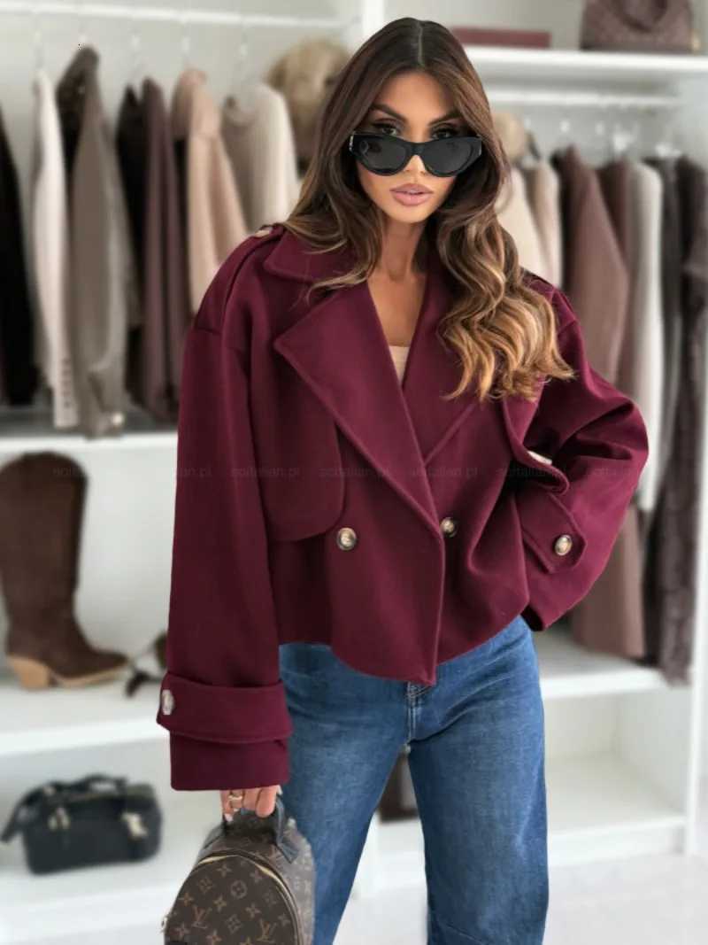 Women Fall Winter Coat Short Type Turn-down Collar Solid Color Loose Button Closure Cardigan OL Commuting Jacket Lady OutwearT260328