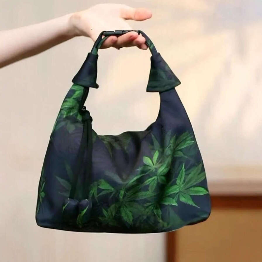 Jin Feng Original Xiangyun Silk Underarm Chinese Style Simple Versatile Crossbody Genuine Leather Bag High-End Gift Handbag